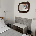 Le Piante Di Casa Samar לינה וארוחת בוקר Castelguelfo